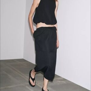 Zara Black Midi Skirt, S